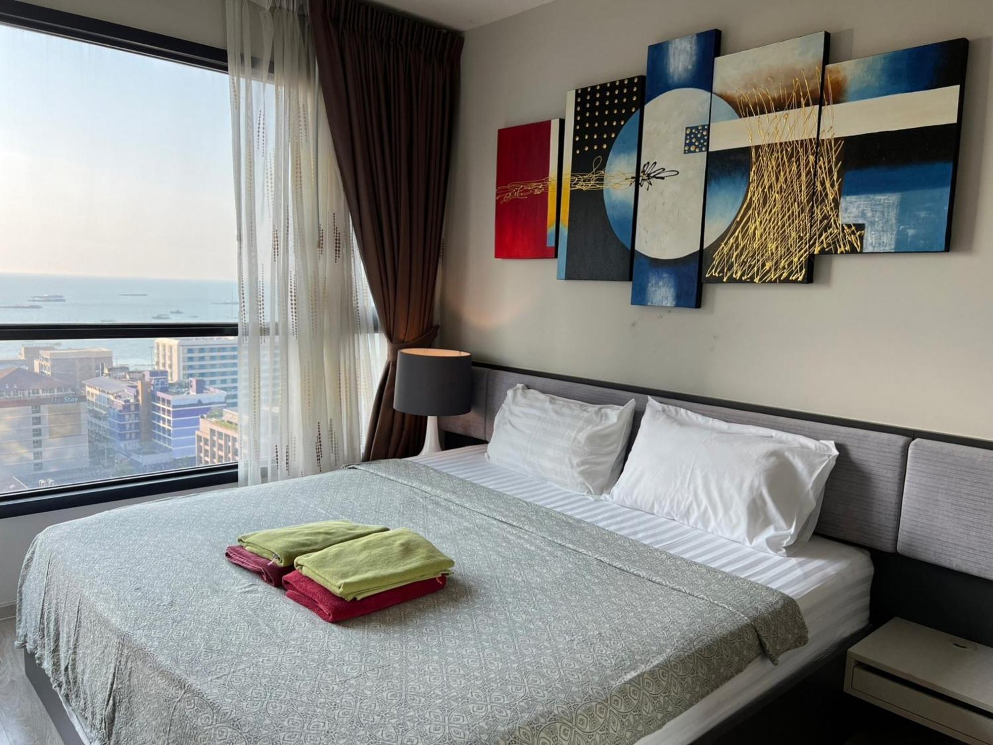 The Base Central Pattaya By Mickey Zewnętrze zdjęcie