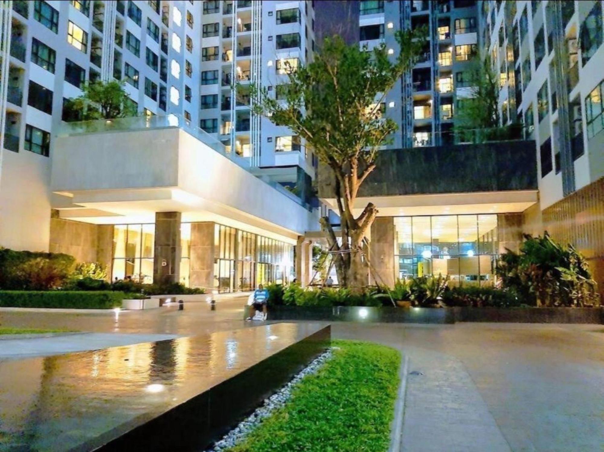 The Base Central Pattaya By Mickey Zewnętrze zdjęcie